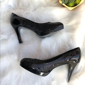 Tahari | Cheryl Sequin Black Heel Pumps 9 M